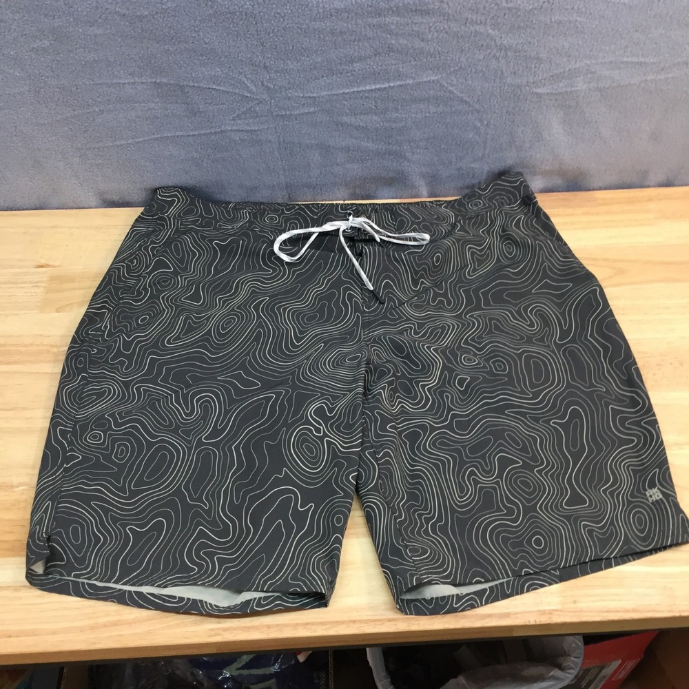 Alaskan Hardgear Duluth Trading Co Mens 42 Board Shorts Grey Topo Map Print
